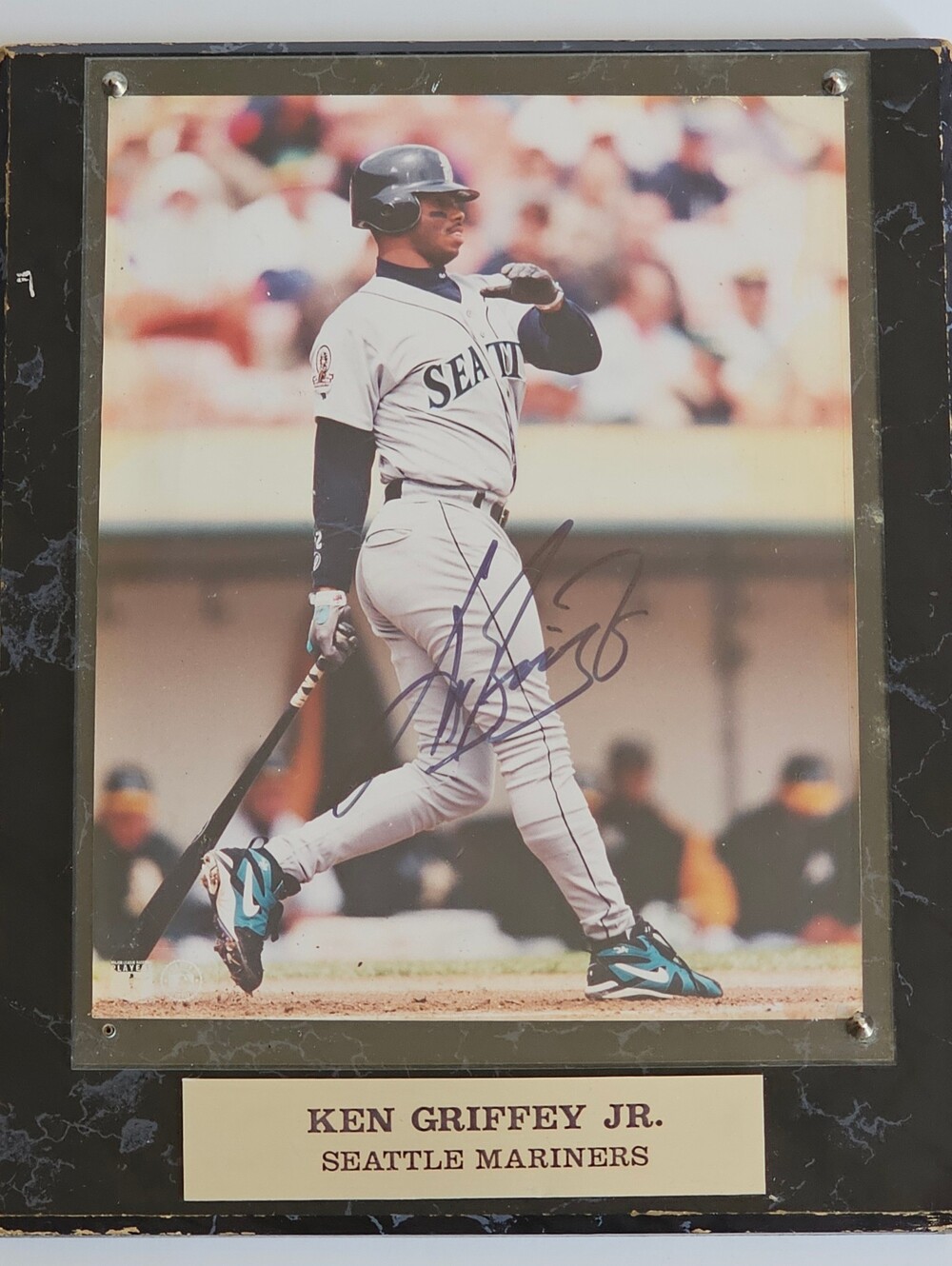 Ken Griffy Jr of The Seattle Mariners Autographed 10" x 8" Picture on Plaque